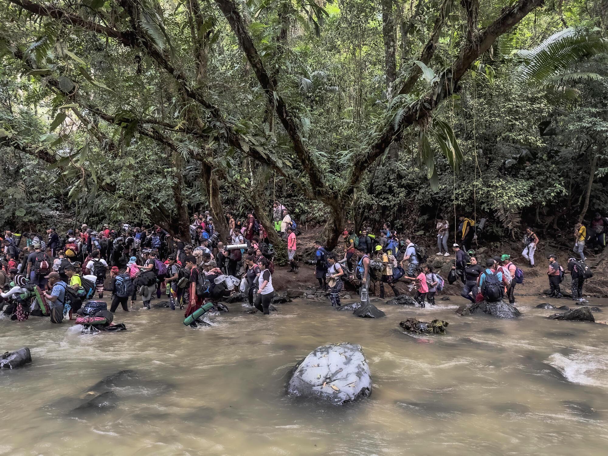 Migrants en transit en Équateur, en Colombie et au Panama ; De janvier à novembre 2023, près d'un demi-million de migrants ont traversé la brèche du Darién, entre la Colombie et le Panama. Aout, 2023  © Juan Carlos Tomasi/MSF