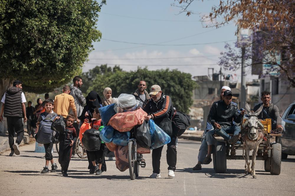 Thousands forced to flee as Israeli military offensive intensifies and aid is blocked in Rafah