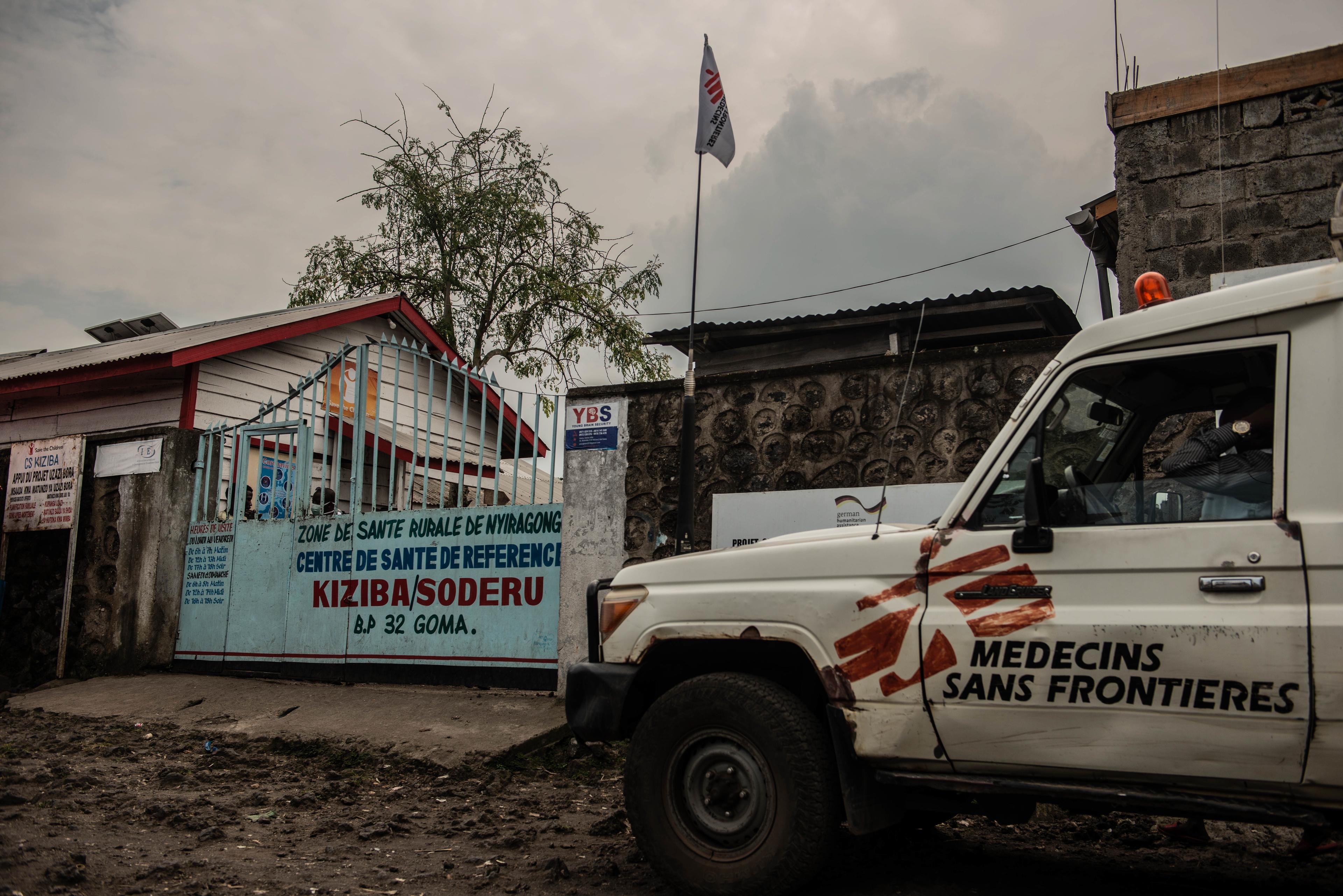 MSF team arrives at the KIZIBA referral health center in Goma (DRC)