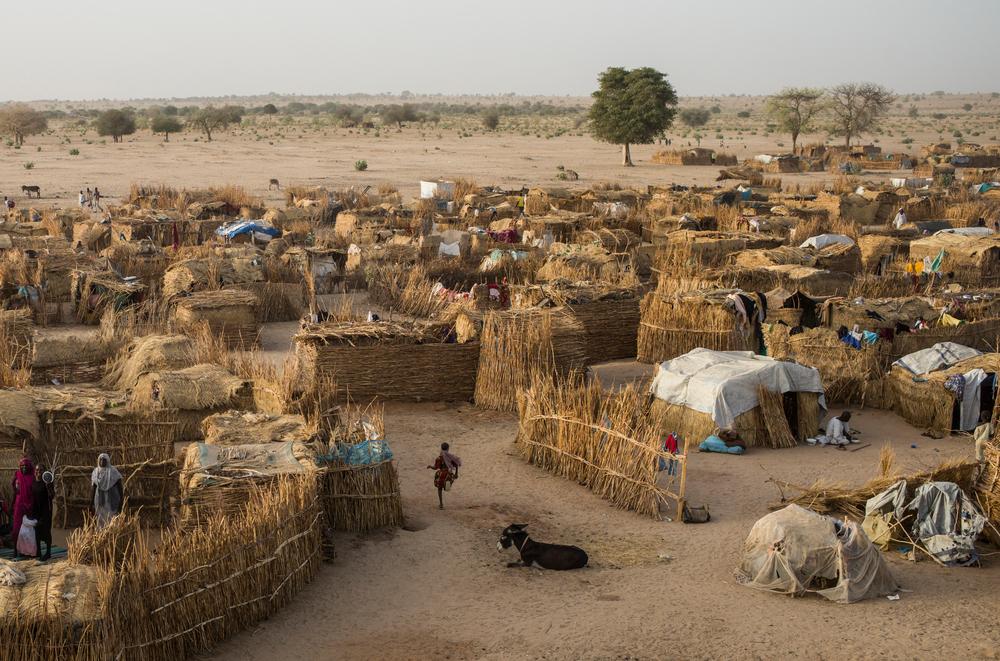 Camps de réfugiés à l'est du Tchad.  © Corentin Folhen / Divergence
