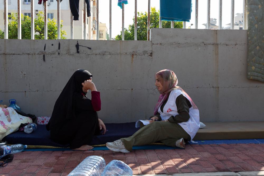 Oum Mohammad, une réfugiée syrienne de 40 ans, déplacée de Qsaibeh, au Sud-Liban, a trois filles.