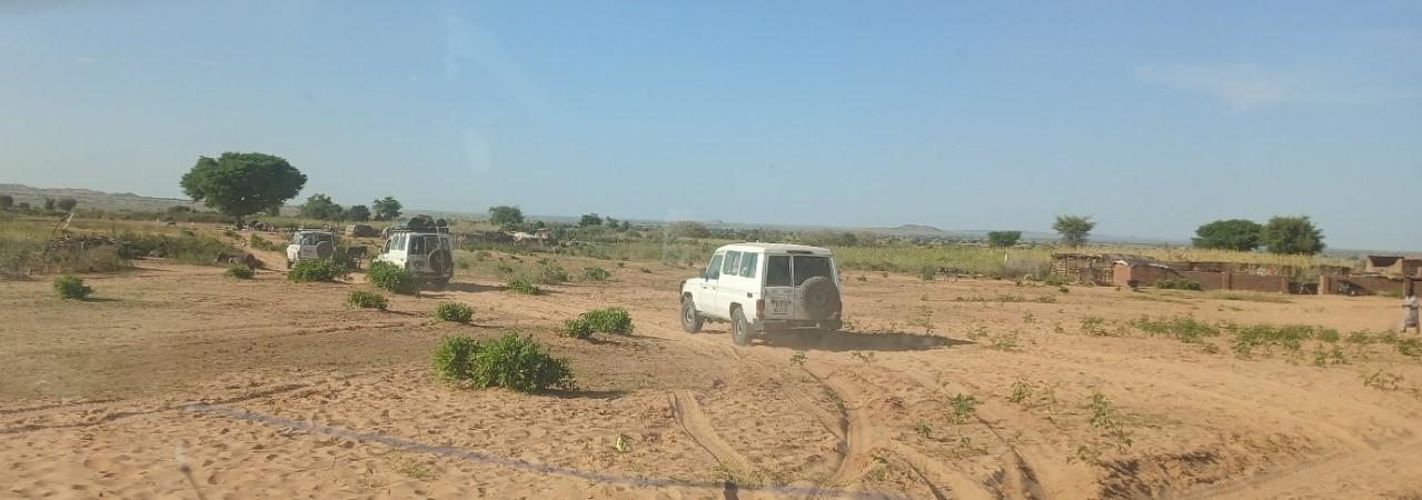 Convoi MSF de cliniques mobiles et Watsan. Novembre, 2024. Wadi Fira, Tchad. © Roland Couprie/ MSF