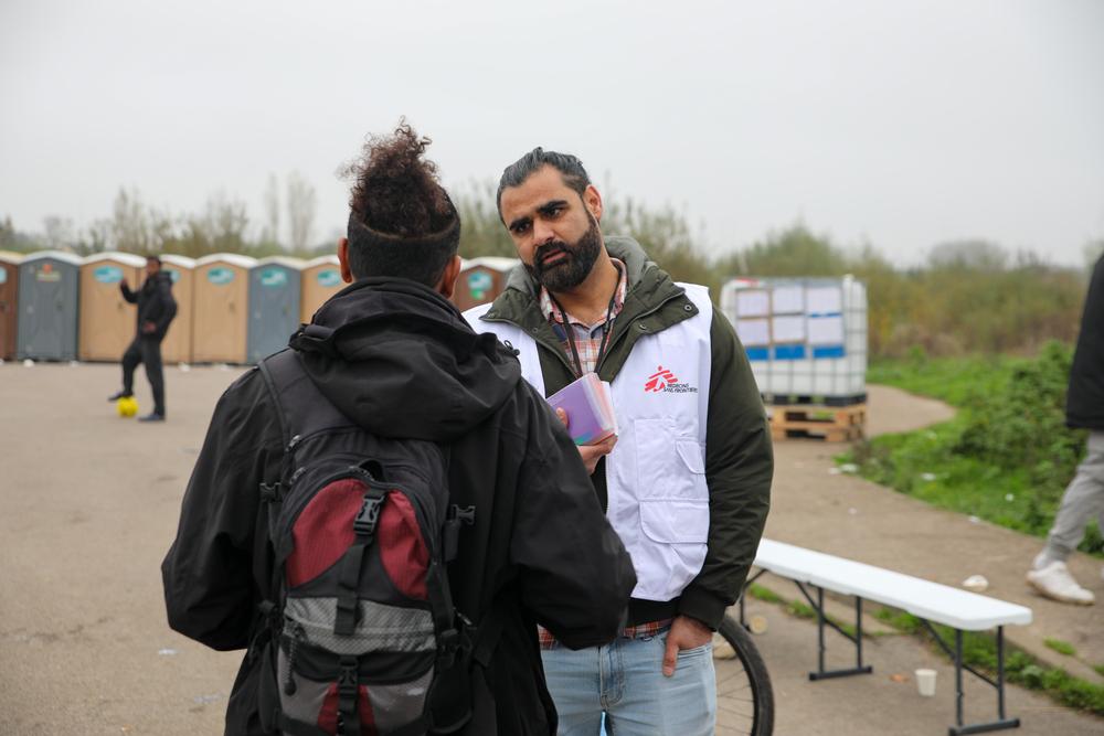 Assistance psychologique et médicale aux survivants de naufrages