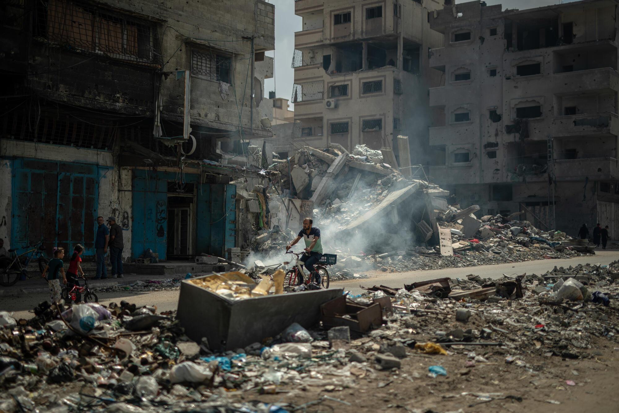 Soulagement après le cessez-le-feu temporaire : l'aide vitale doit monter en puissance et être acheminée massivement vers Gaza sans délai