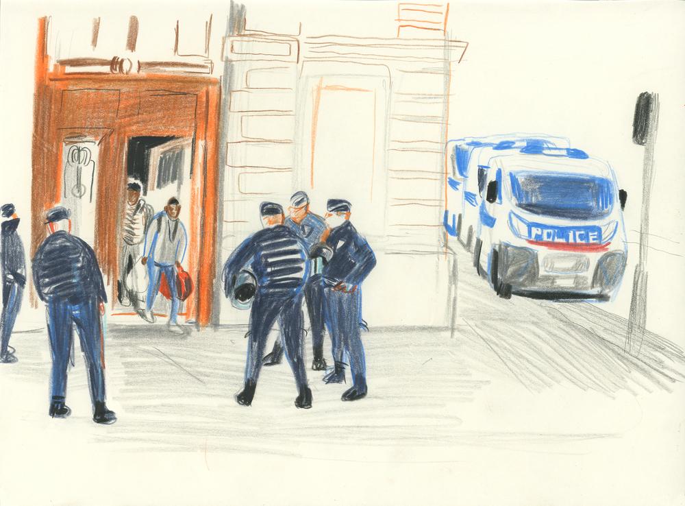 L’expulsion d’un squat à Marseille. De nombreux mineurs non accompagnés sont obligés de dormir à la rue ou dans des squats