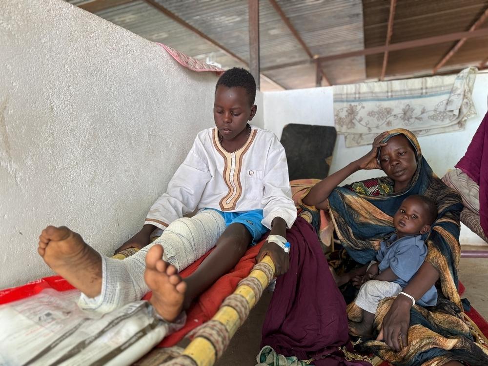 Adil, 12 ans, blessé par balle en quittant le camp de Zamzam