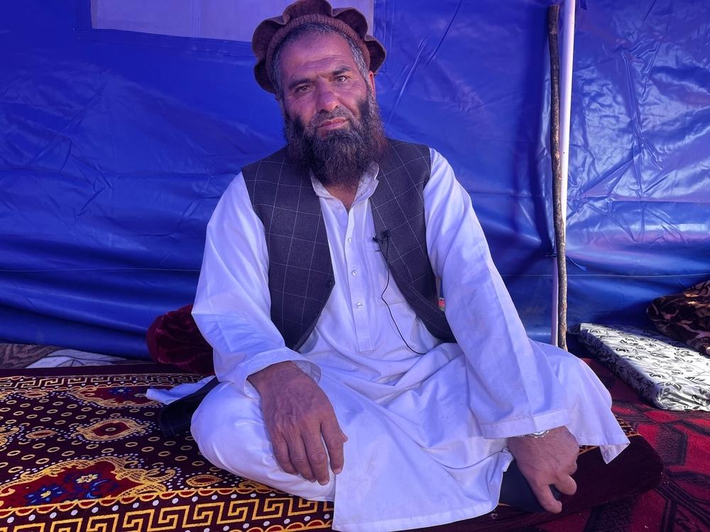 Sayed Jalal est un représentant des personnes touchées par le séisme à Shomash, un village isolé du district de Nurgal, dans la province de Kunar, Afghanistan