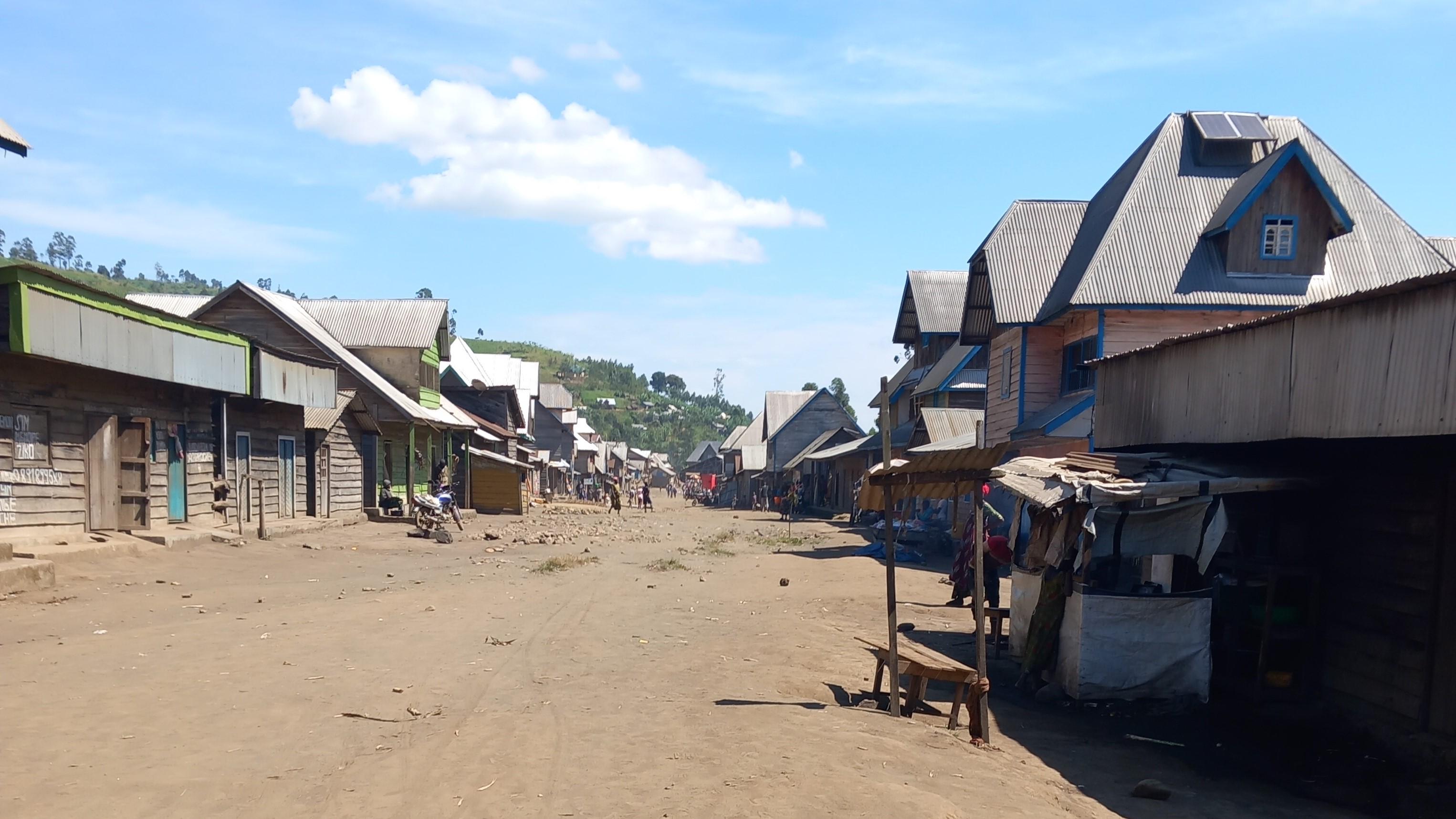 Muheto town centre during a joint mission with the MSF Supply team to validate suppliers 