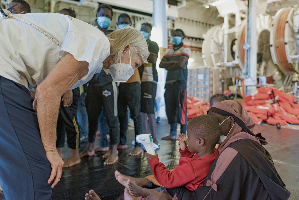 After a rescue on October 23rd, MSF teams make a first medical assessment to survivors on the Geo Barents. 