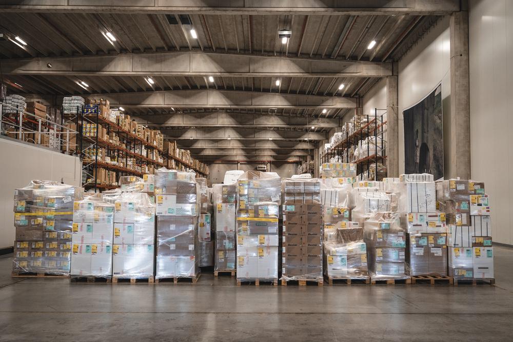  Part of the first shipment of emergency kits sent to Ukraine from the MSF supply warehouse in Brussels. 28 February 2022. 