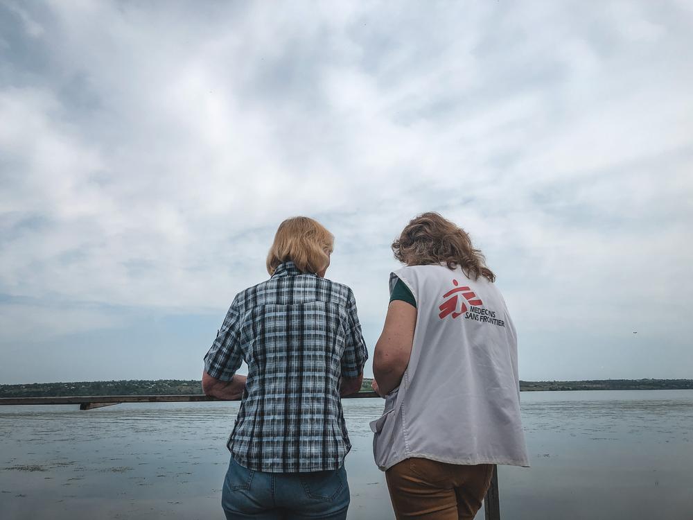 Les équipes MSF apportent un soutien en santé mentale aux personnes qui ont fui les bombardements intenses dans le sud et l'est de l'Ukraine. Mai, 2022 