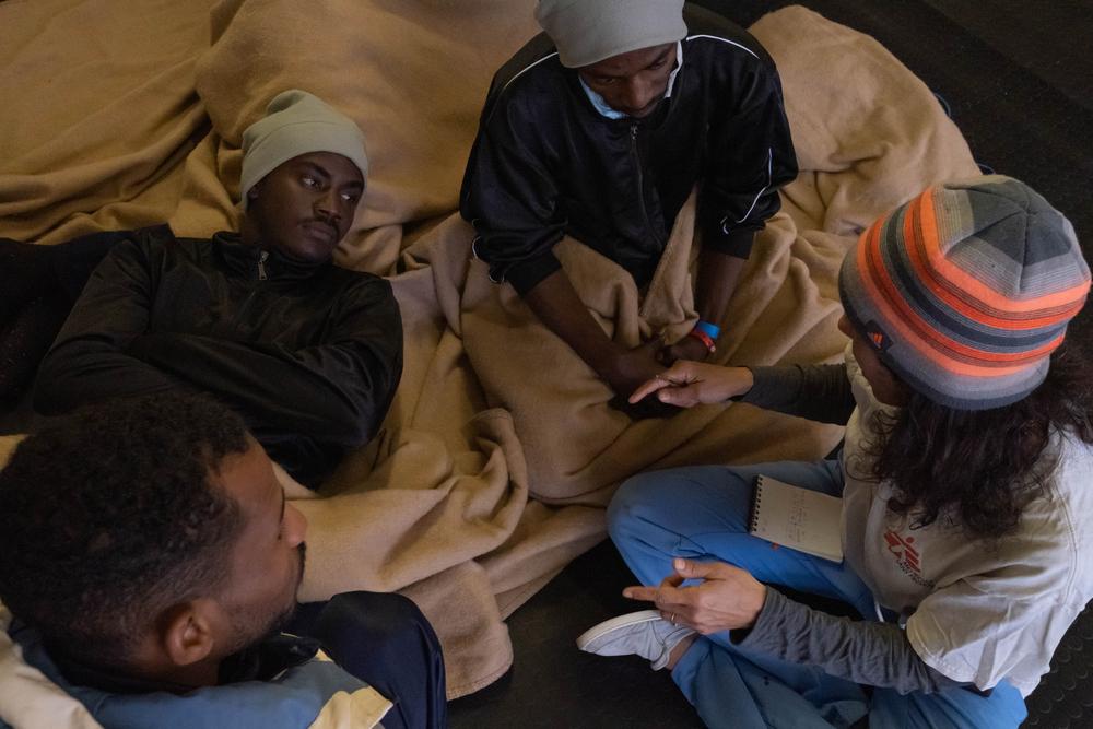 Nejma, met un point d&#039;honneur à passer du temps avec les survivants pour répondre à leurs questions et leur apporter les conseils, le soutien et les encouragements dont ils ont besoin 