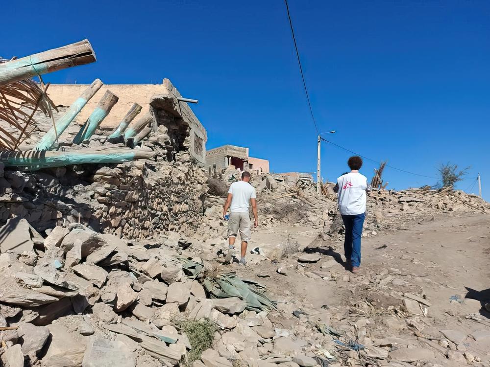 Les équipes MSF évaluent les besoins dans le village de Taharat, après le puissant tremblement de terre qui a frappé le centre du Maroc le 8 septembre 2023. 