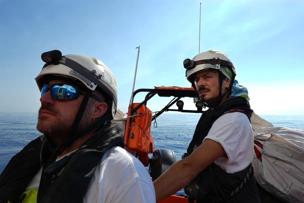 Stefan Pejović during the rescue operation carried out by MSF on 17 August 2023. The MSF team on board the Geo Barents managed to rescue 55 people, including 2 women and 43 unaccompanied minors. 