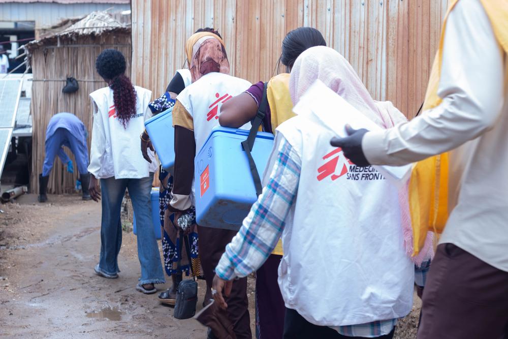 MSF is supporting the Ministry of Health's measles vaccination campaign in Um Sangour camp, in Sudan's White Nile state. 