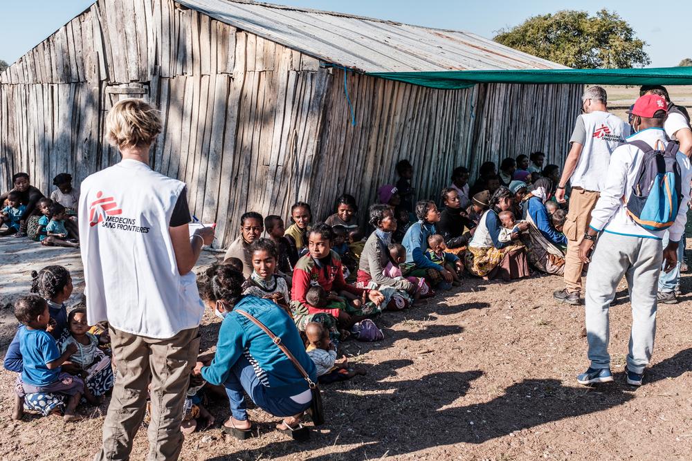  In some villages in Amboasary district, MSF teams found that an average of 28 per cent of children under five were acutely malnourished, with one-third of them suffering from severe malnutrition and at high risk of death. 