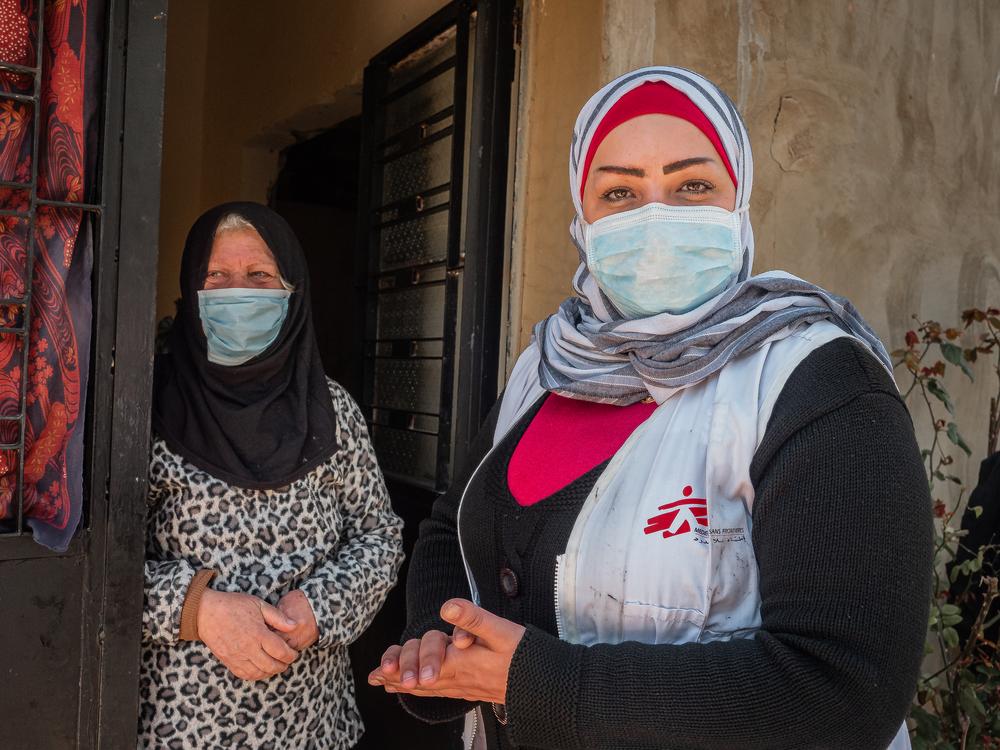 Fawziyya Al-Sahili with MSF social worker 