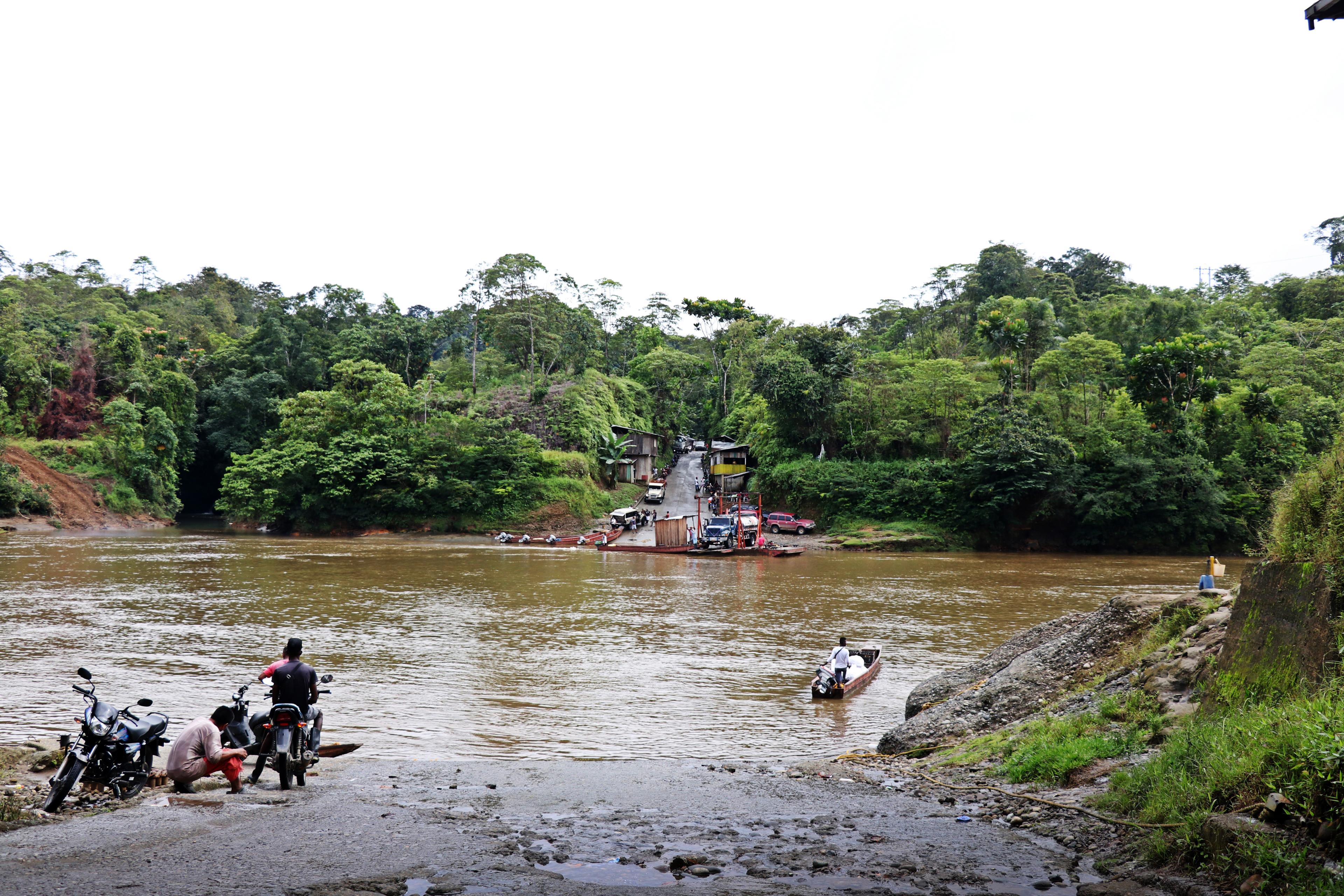 Magüí Payán is a municipality located 30 km from Roberto Payán by a rural road in poor condition. It is necessary to cross the river by ferry to get there 