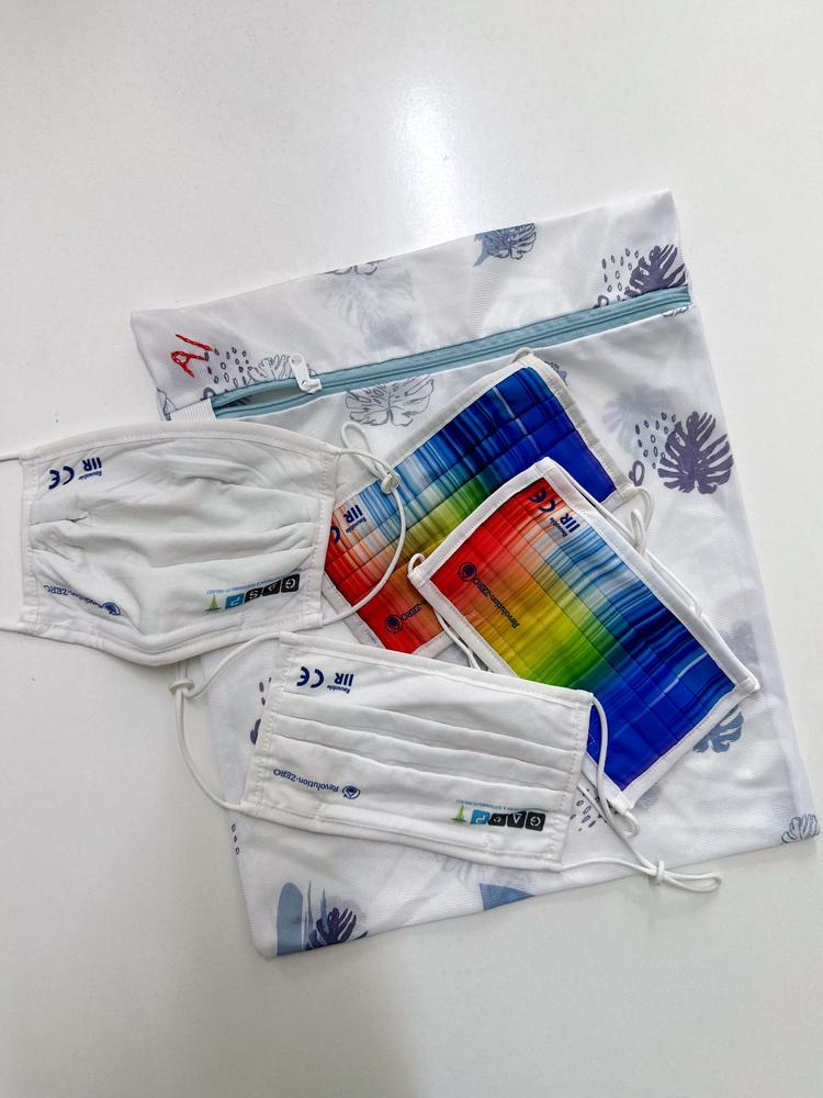 Les masques réutilisables peuvent être lavés jusqu'à 40 fois et sont beaucoup plus respectueux de l'environnement que les masques à usage unique. Avril, Kirghizstan © Raushan Kermalieva/MSF