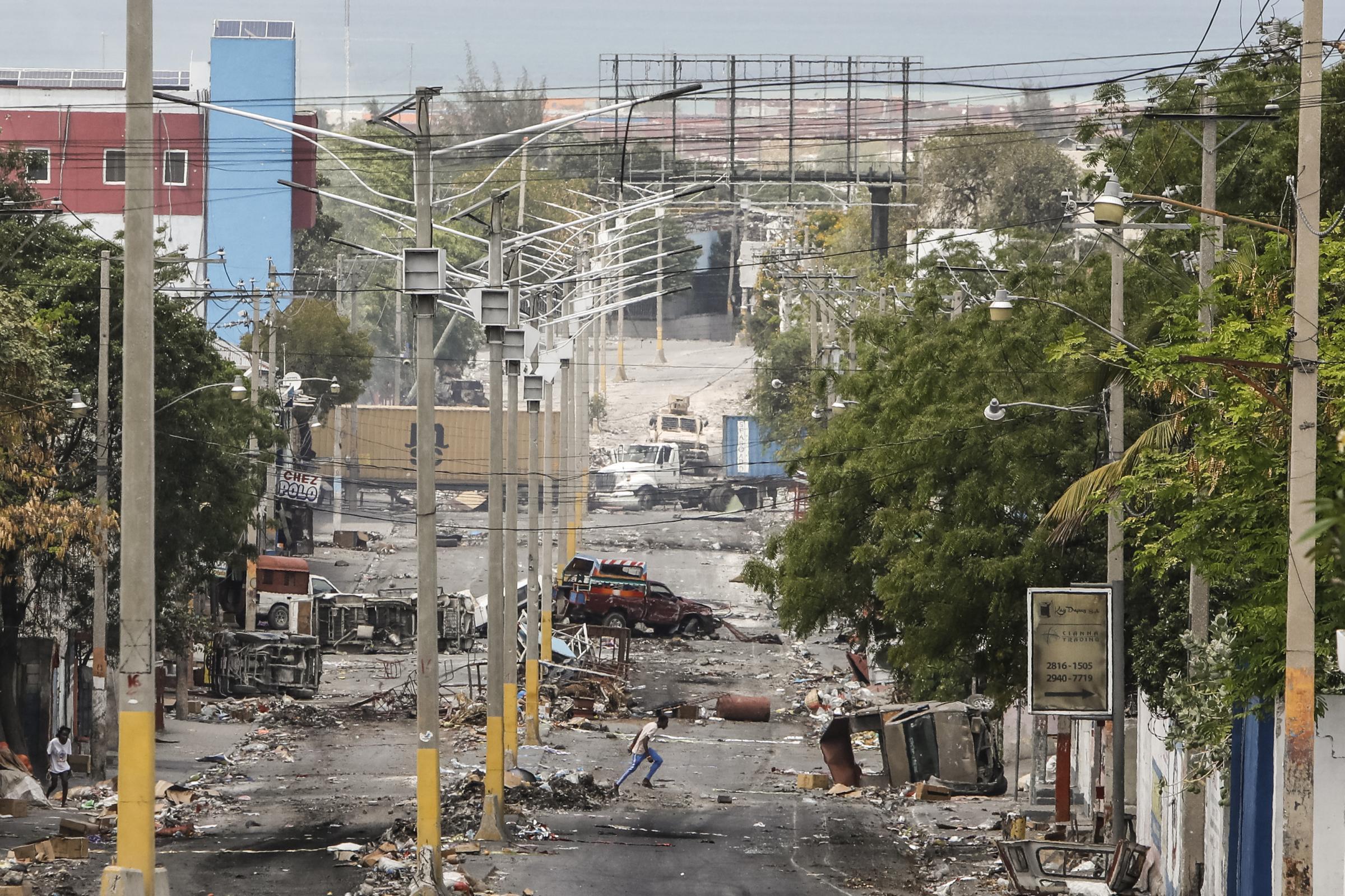 Vue de la zone de Delmas 18, après des combats entre des groupes armés et les forces de police. 