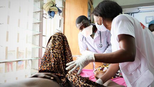 Dr Pulchérie Ditondo, MSF/en charge de la décentralisation des soins à Kinshasa. © MSF/Charly Kasereka