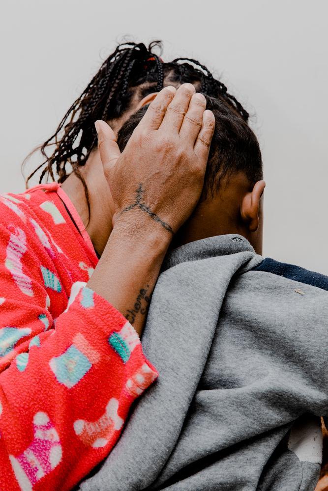 Tigist*, 30 ans, et son fils de 2 ans dans un refuge éthiopien à Beyrouth. Elle a passé 11 ans au Liban à ce jour.