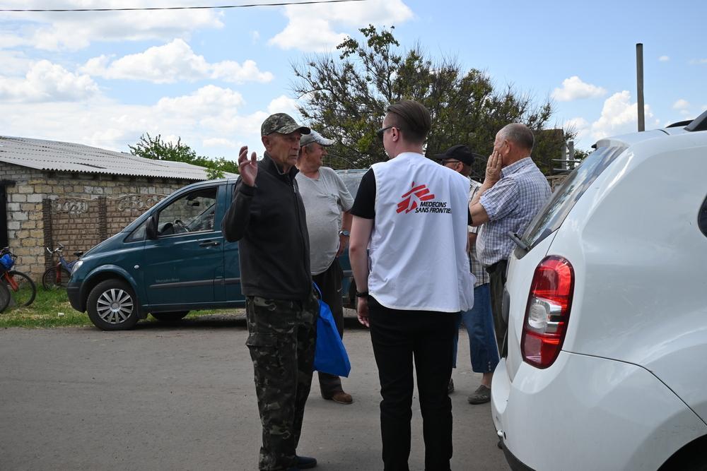 Group mental health session for the residents of the village of Zelenyi Hai, Mykolaiv region, Ukraine. May 2023 