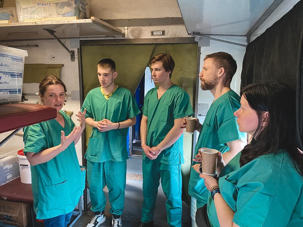 MSF medical teams on board the medical train from Zaporijjia to Lviv. 1 April 2022. Ukraine 