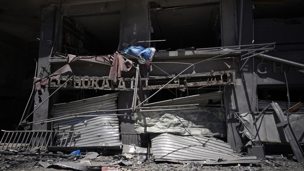 Destruction dans la ville de Gaza où les frappes aériennes israéliennes ont tué des centaines de personnes depuis le 10 mai 2021. 