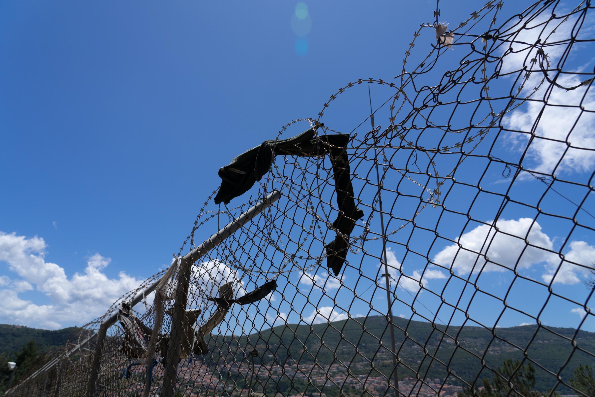 Dix ans de l’accord UE-Turquie : le coût humain de la politique de confinement migratoire