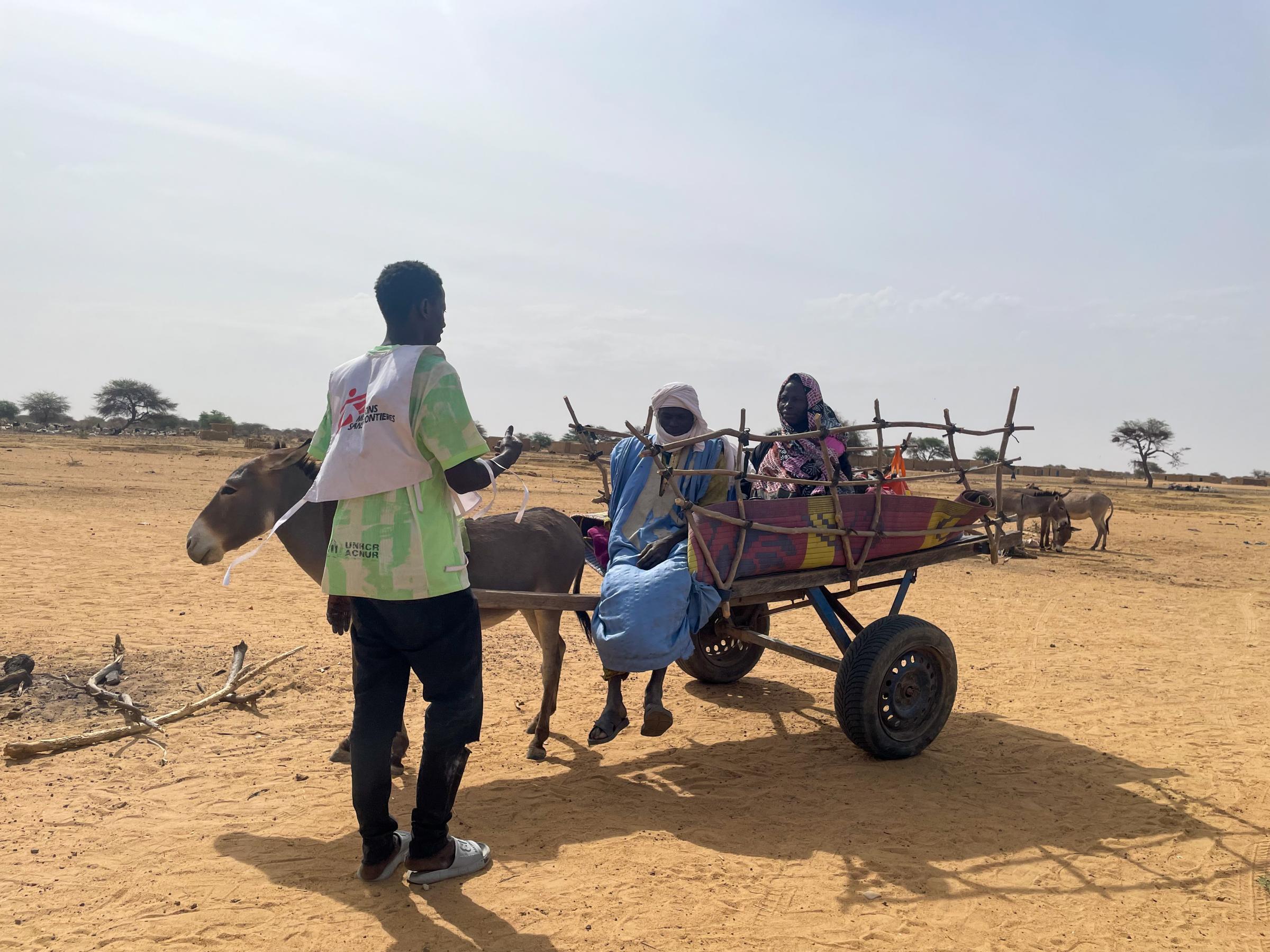 Diko a récemment accouché. Elle est arrivée au centre de santé communautaire de Toulaji, soutenu par MSF. Elle a parcouru plus de 25 kilomètres en charrette pour recevoir des soins postnatals.