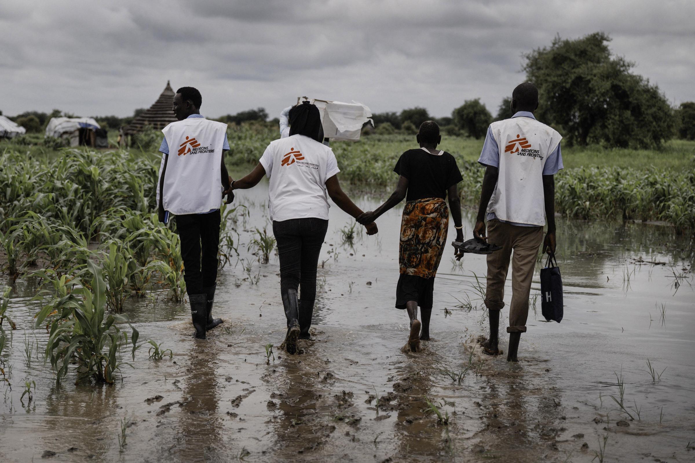 L'équipe de gestion intégrée des cas communautaires (ICCM) d'Abyei gère 17 postes de santé répartis dans toute la région. Certains sont difficiles d'accès et nécessitent de longues et pénibles marches pour l'équipe, surtout pendant la saison des pluies. Soudan du Sud